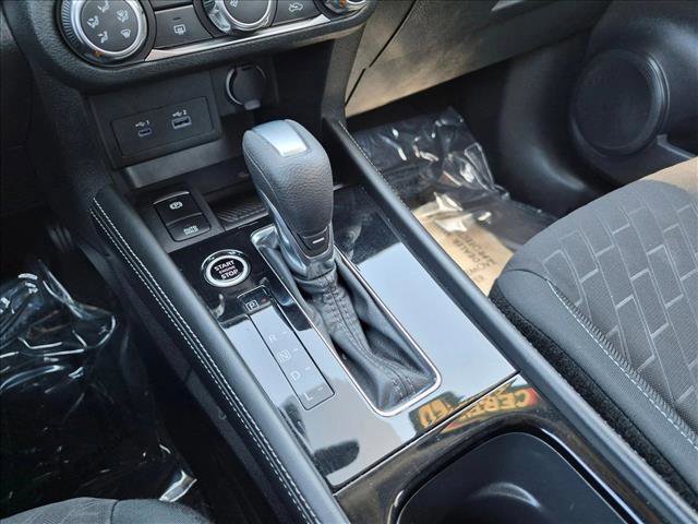 Used 2023 Nissan Kicks SV FWD image 12
