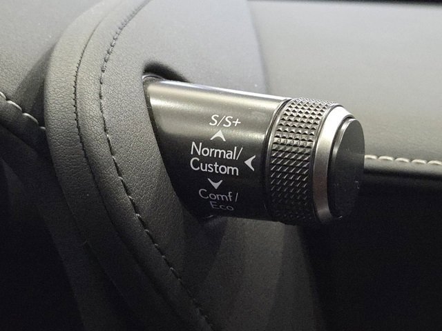 Used 2023 Lexus LC 500 Convertible w/ Touring Package image 18