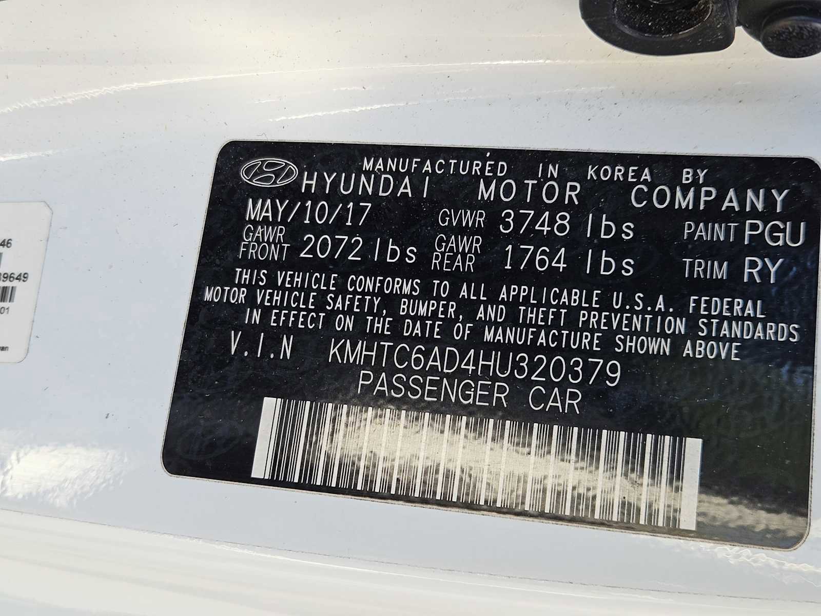 Used 2017 Hyundai Veloster Value Edition image 30