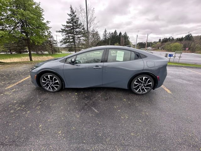 Used 2023 Toyota Prius Prime FWD image 6