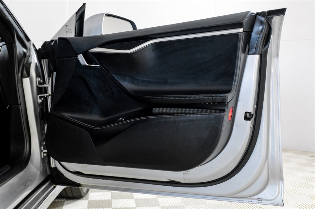 Used 2017 Tesla Model S 100D image 45