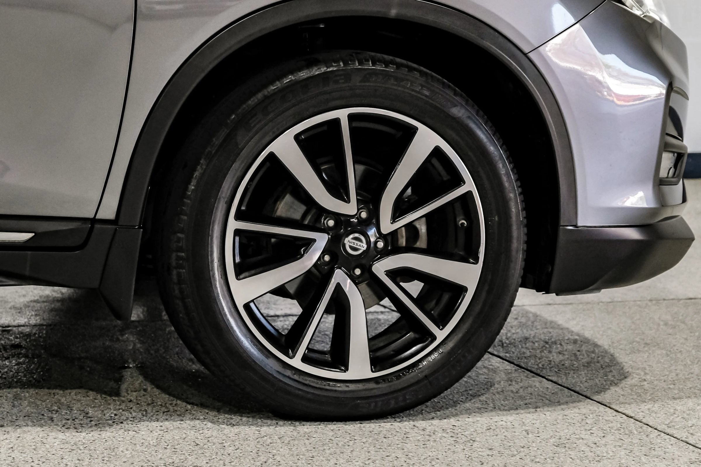 Used 2018 Nissan Rogue SL w/ Premium Package FWD image 66