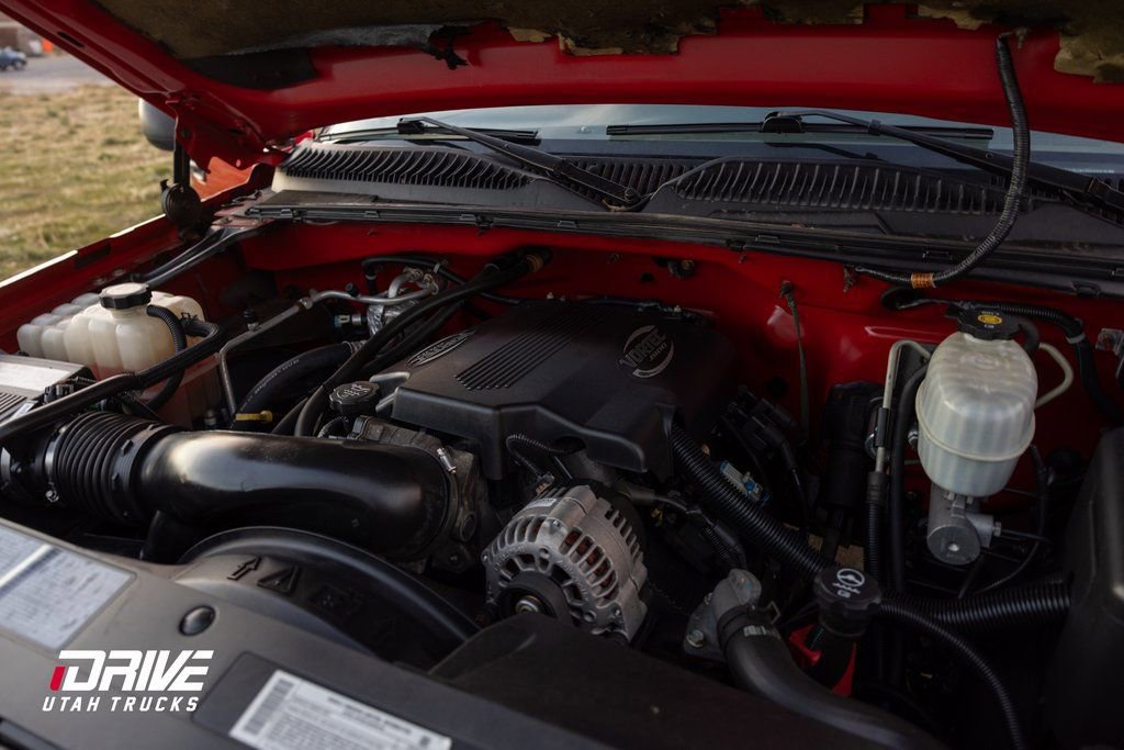 Used 2004 Chevrolet Silverado 2500 LS w/ Skid Plate Package image 25