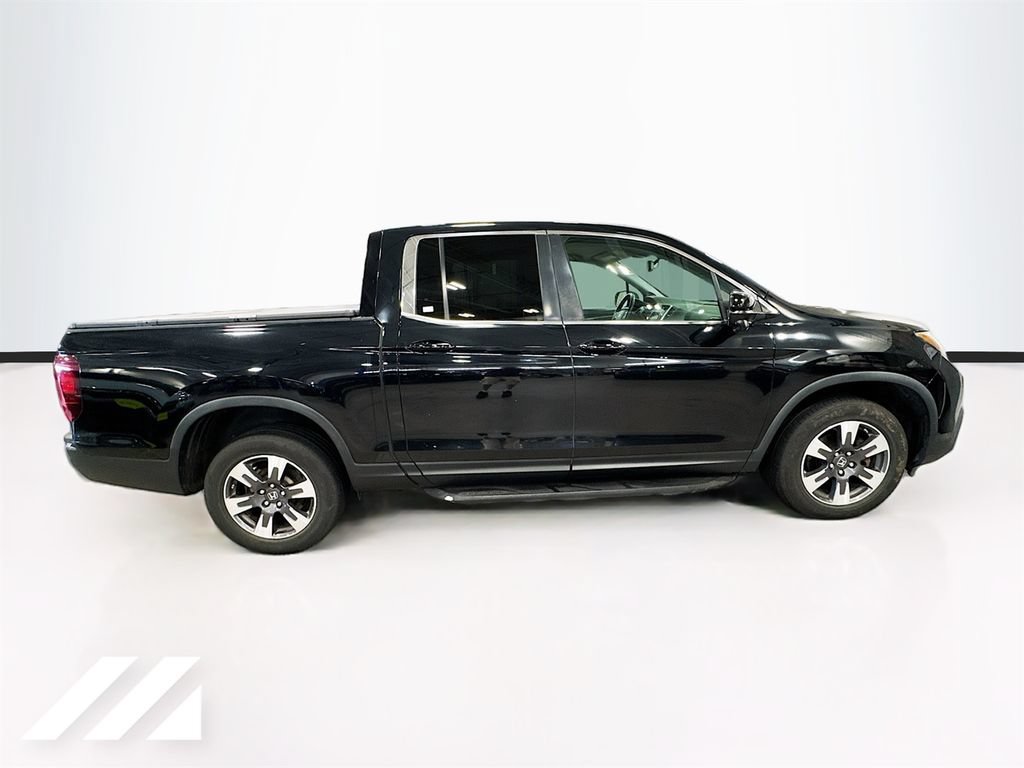 Used 2017 Honda Ridgeline RTL-T image 4