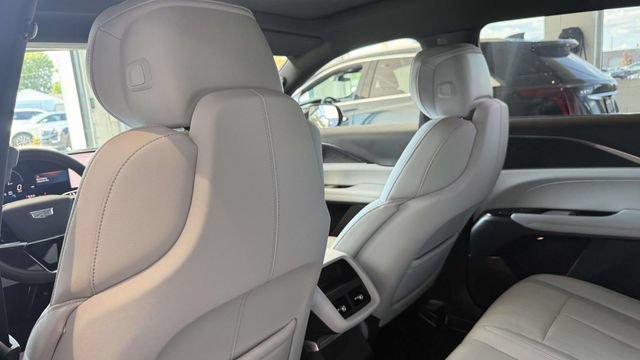 Certified 2024 Cadillac Lyriq Sport w/ LPO, Floor Liner Package AWD/4WD image 30