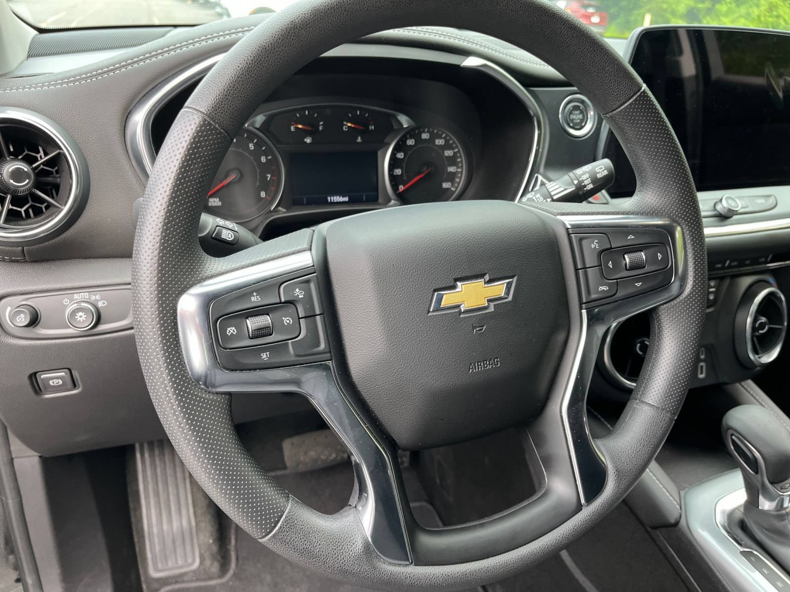 Used 2026 Chevrolet Blazer LT AWD/4WD image 29