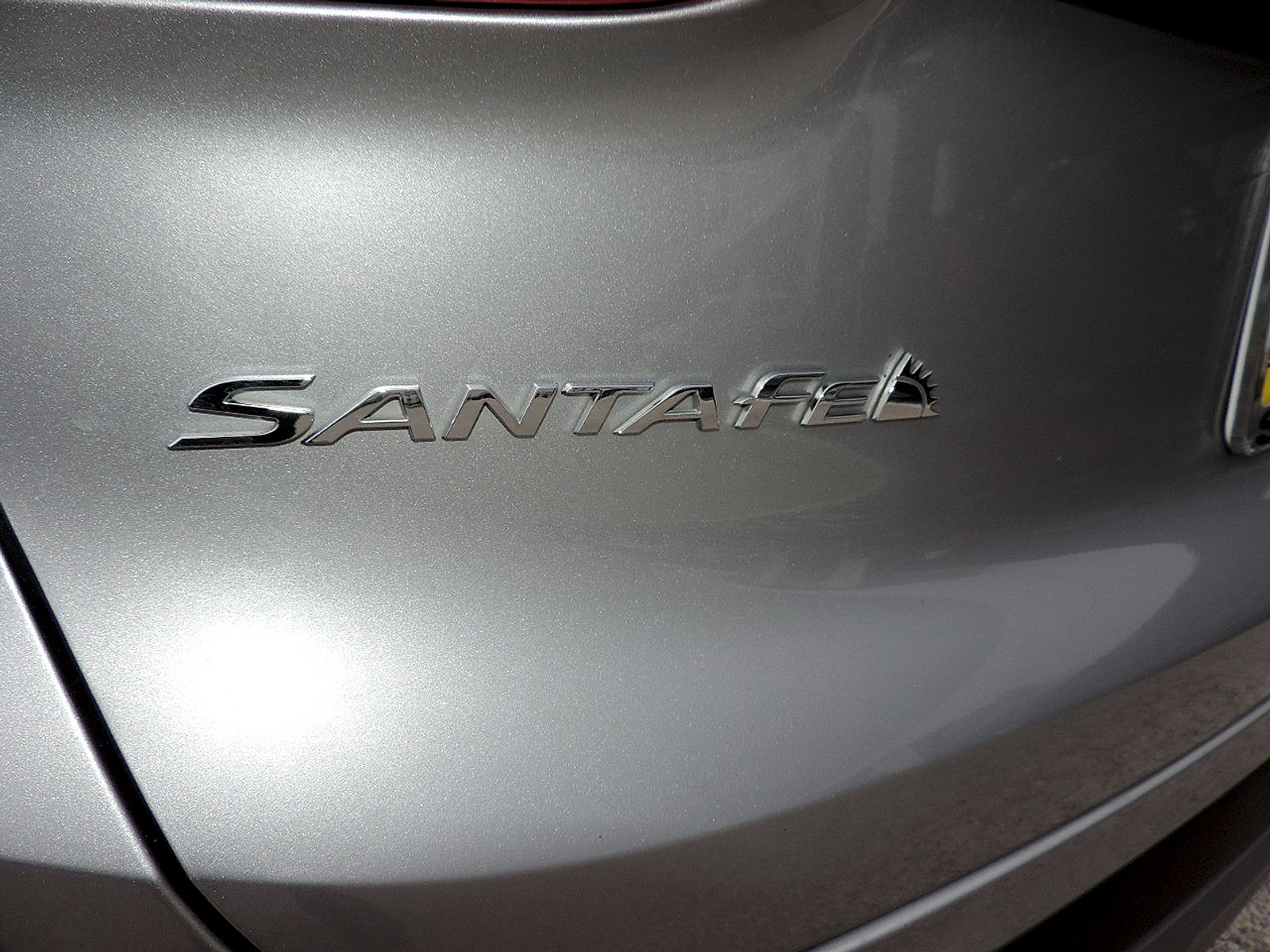 Used 2020 Hyundai Santa Fe Limited FWD image 15