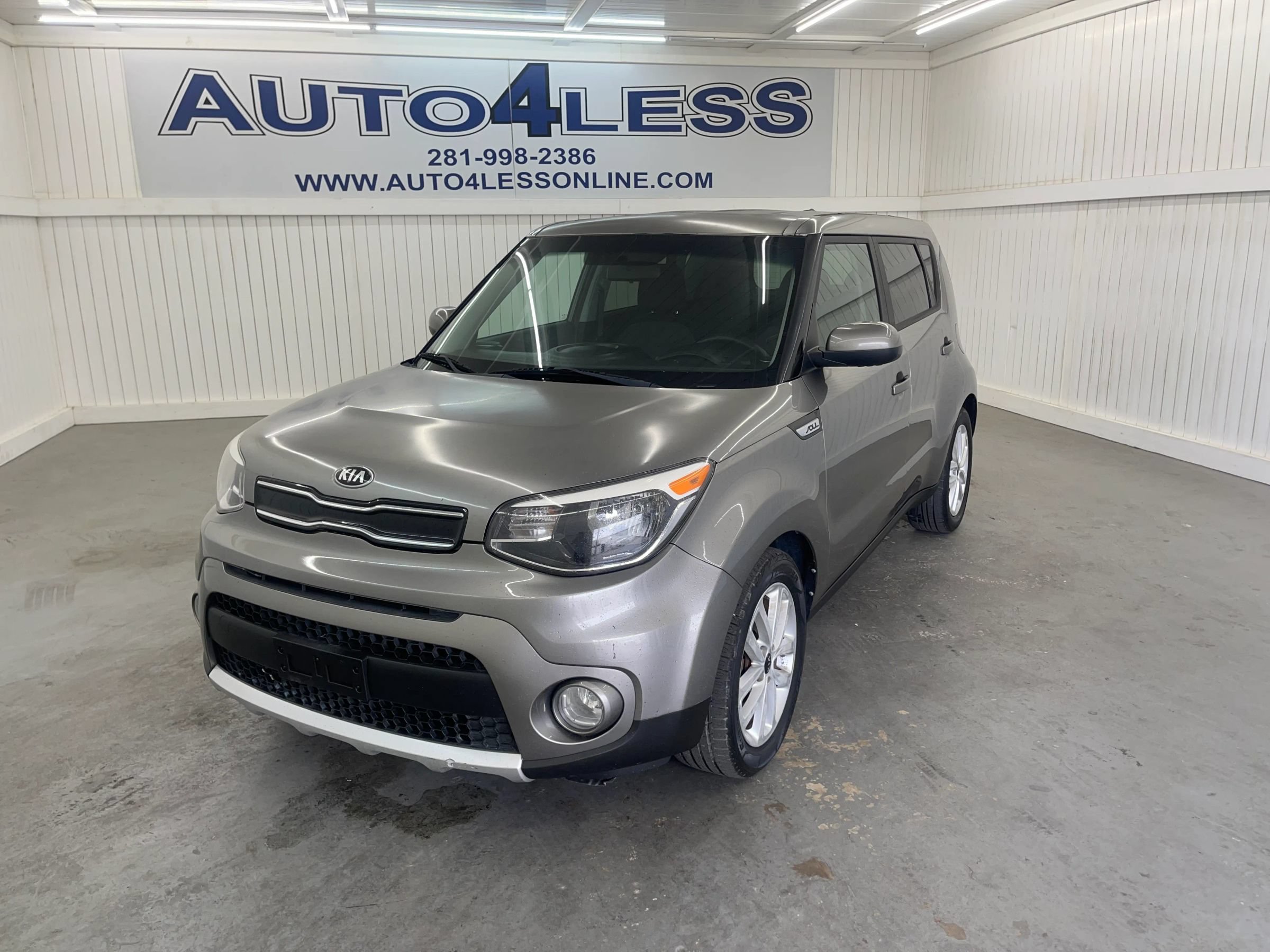 Used 2017 Kia Soul + FWD image 1