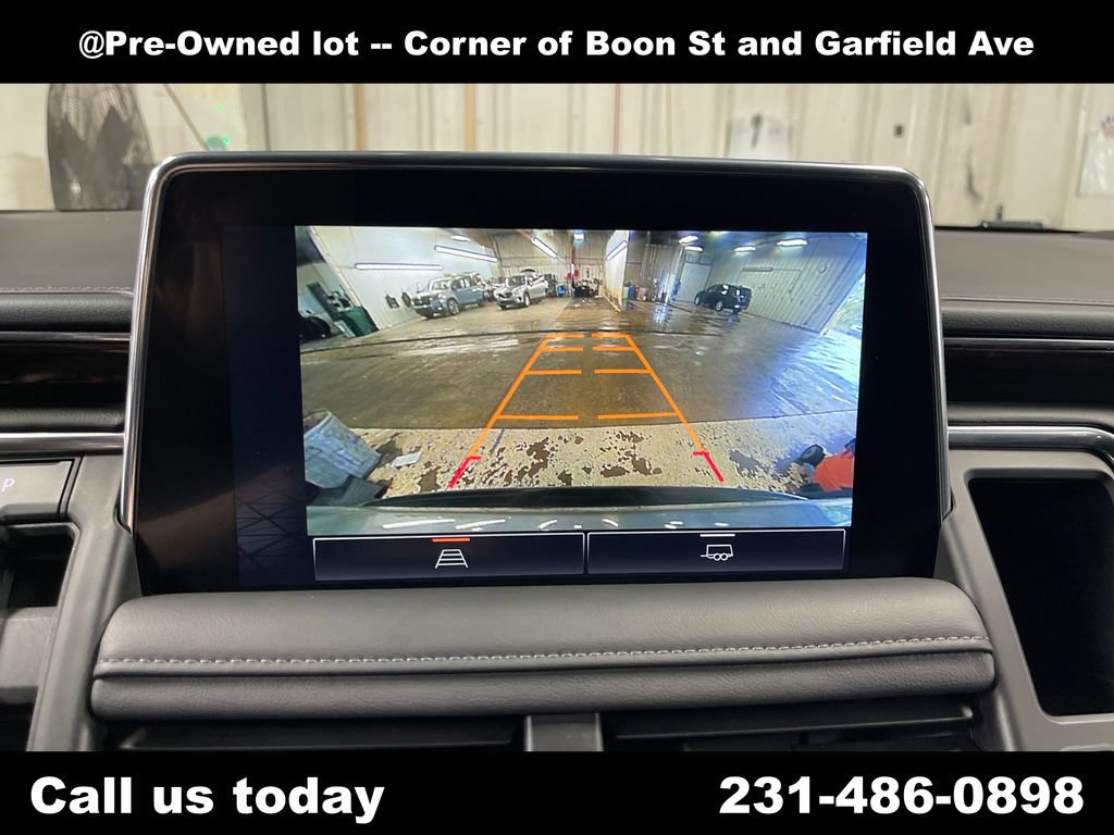 Used 2023 GMC Yukon XL SLE w/ Gmc Pro Safety Plus Package AWD/4WD image 26