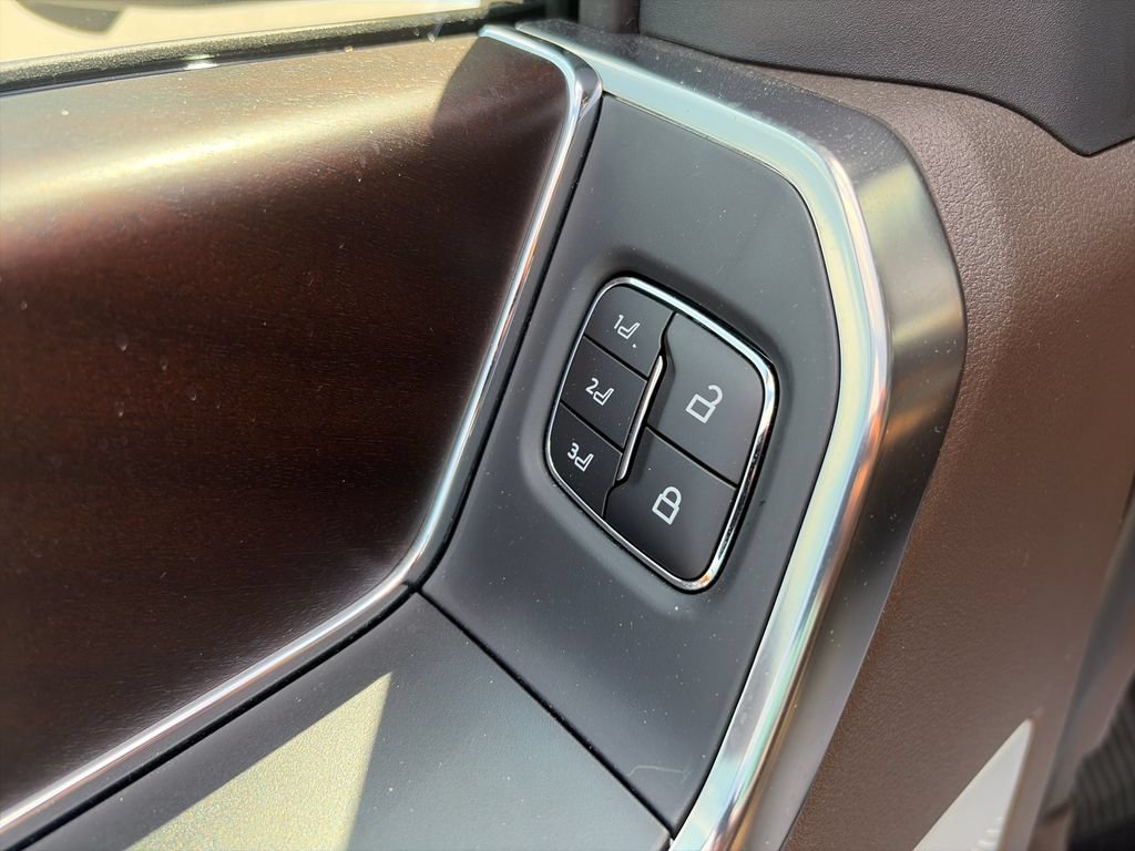 Used 2025 Ford F150 King Ranch AWD/4WD image 18