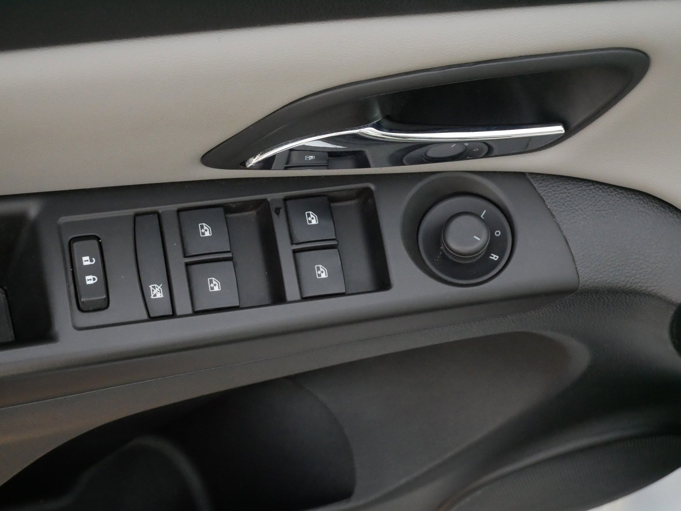 Used 2015 Chevrolet Cruze LT image 20