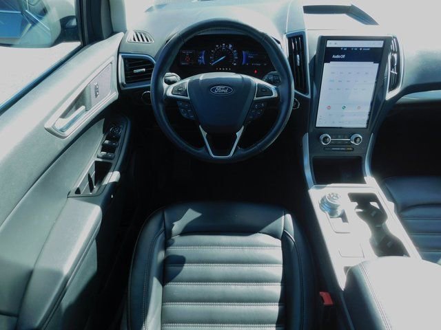 Used 2023 Ford Edge SEL image 14