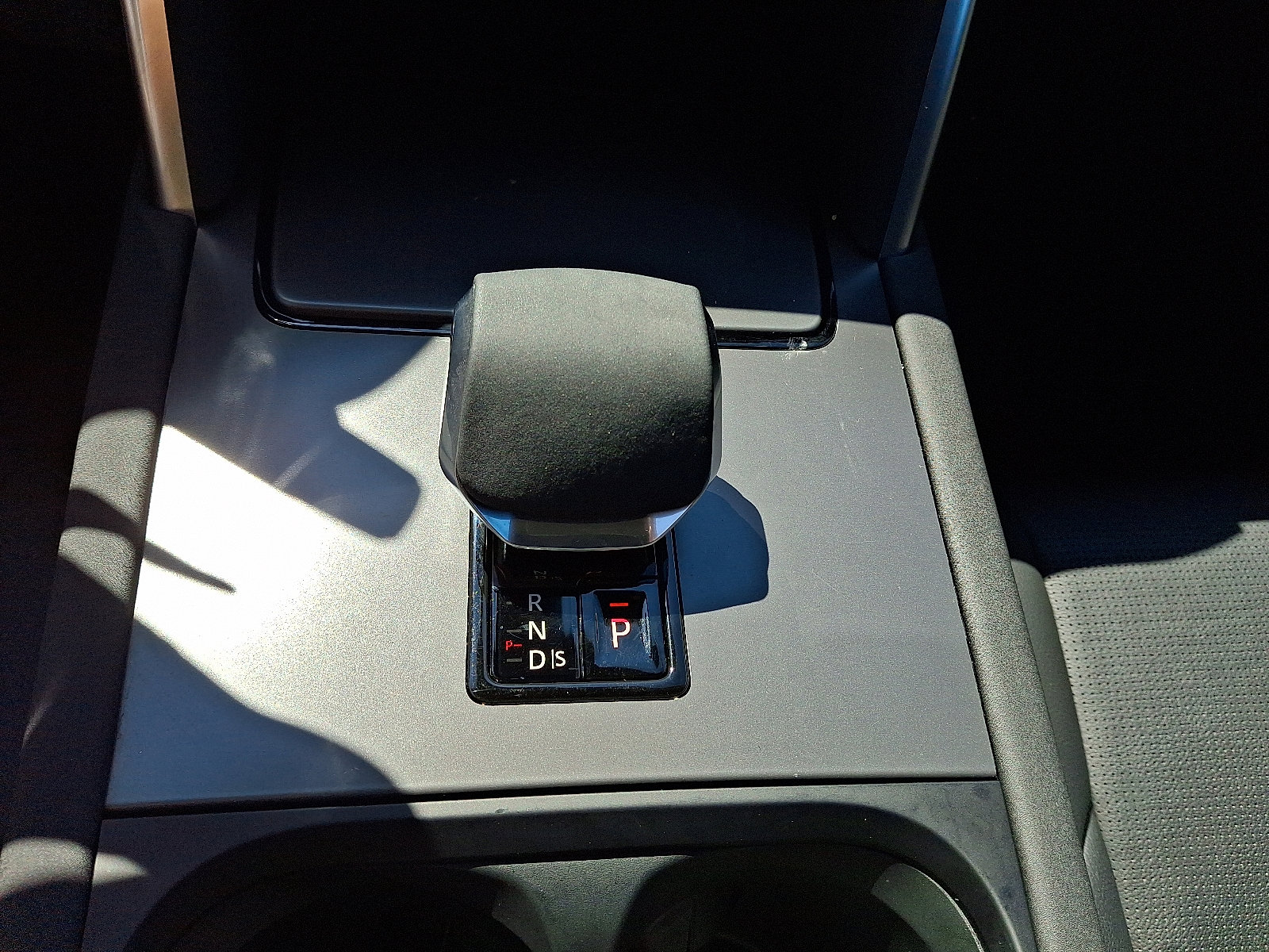 Used 2024 Land Rover Discovery Sport S image 12