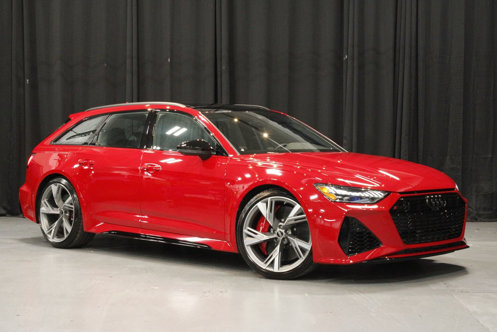 Used 2021 Audi RS 6 AWD/4WD image 9