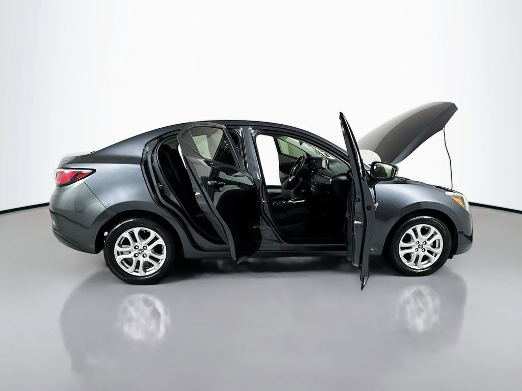 Used 2016 Scion iA FWD image 23