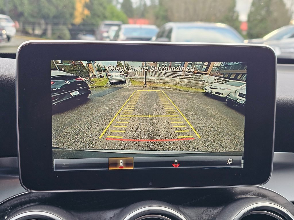 Used 2018 Mercedes-Benz GLC 300 4MATIC image 15