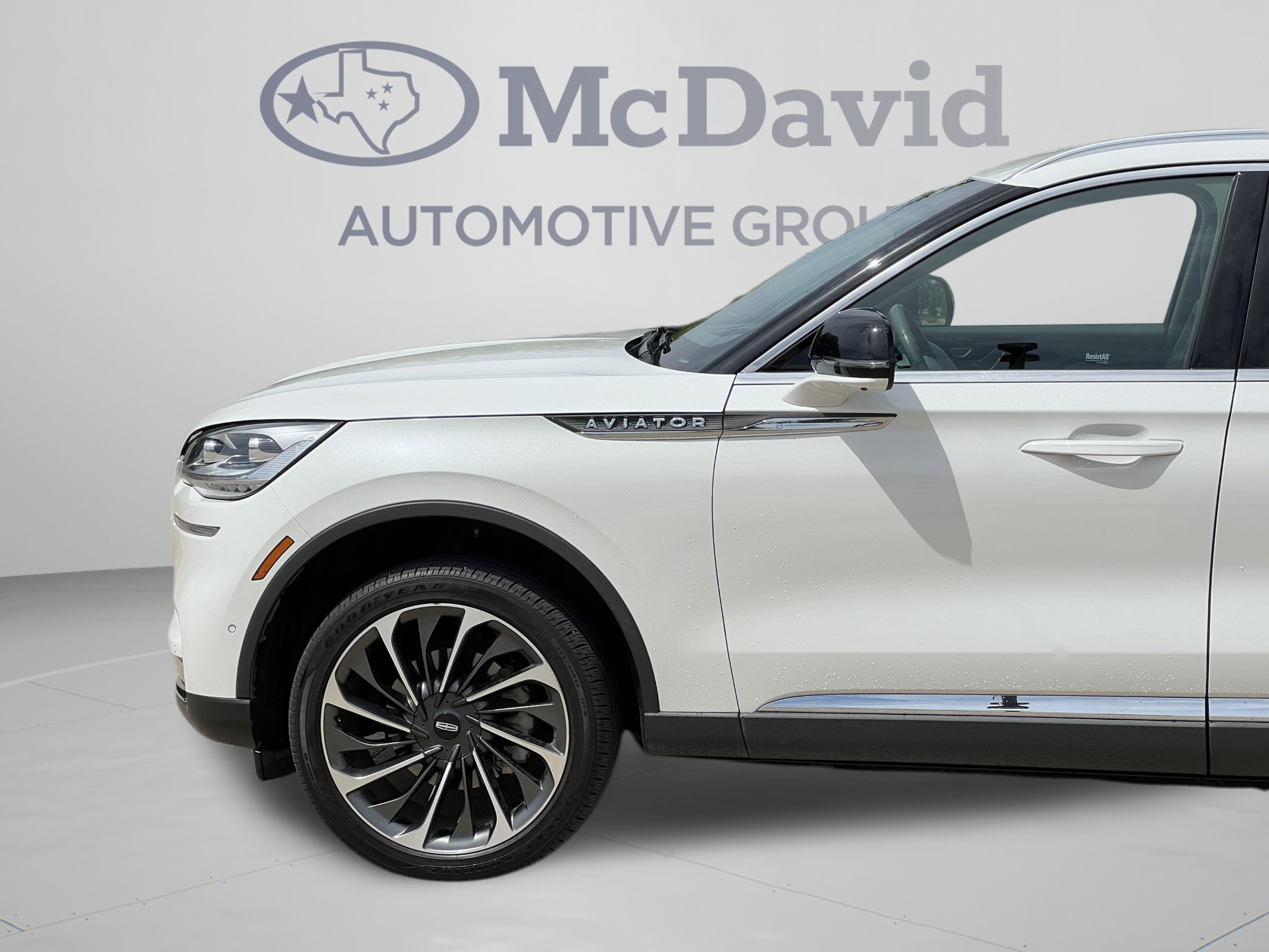 Used 2021 Lincoln Aviator Reserve w/ Equipment Group 202A AWD/4WD image 32