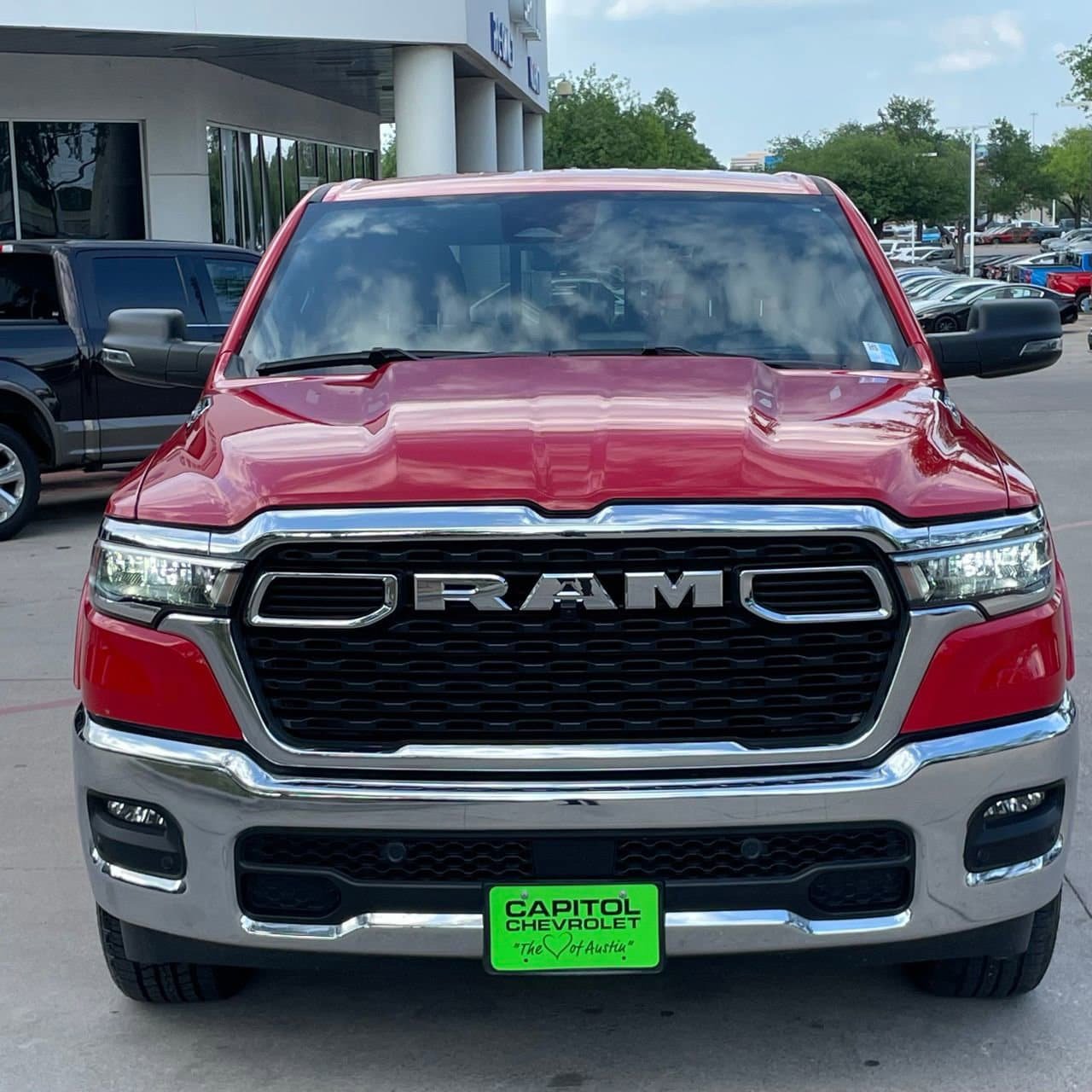 Used 2025 RAM 1500 Lone Star image 7