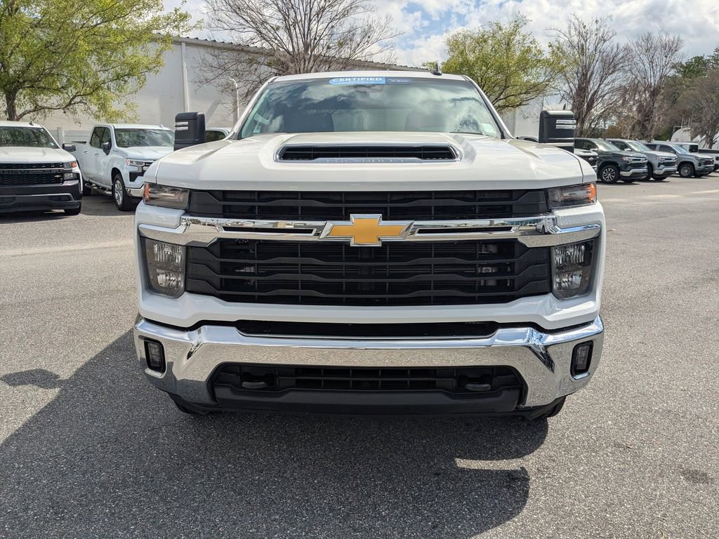 Used 2025 Chevrolet Silverado 2500 LT w/ Convenience Package image 8