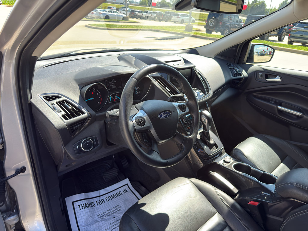 Used 2015 Ford Escape Titanium w/ Equipment Group 301A FWD image 9