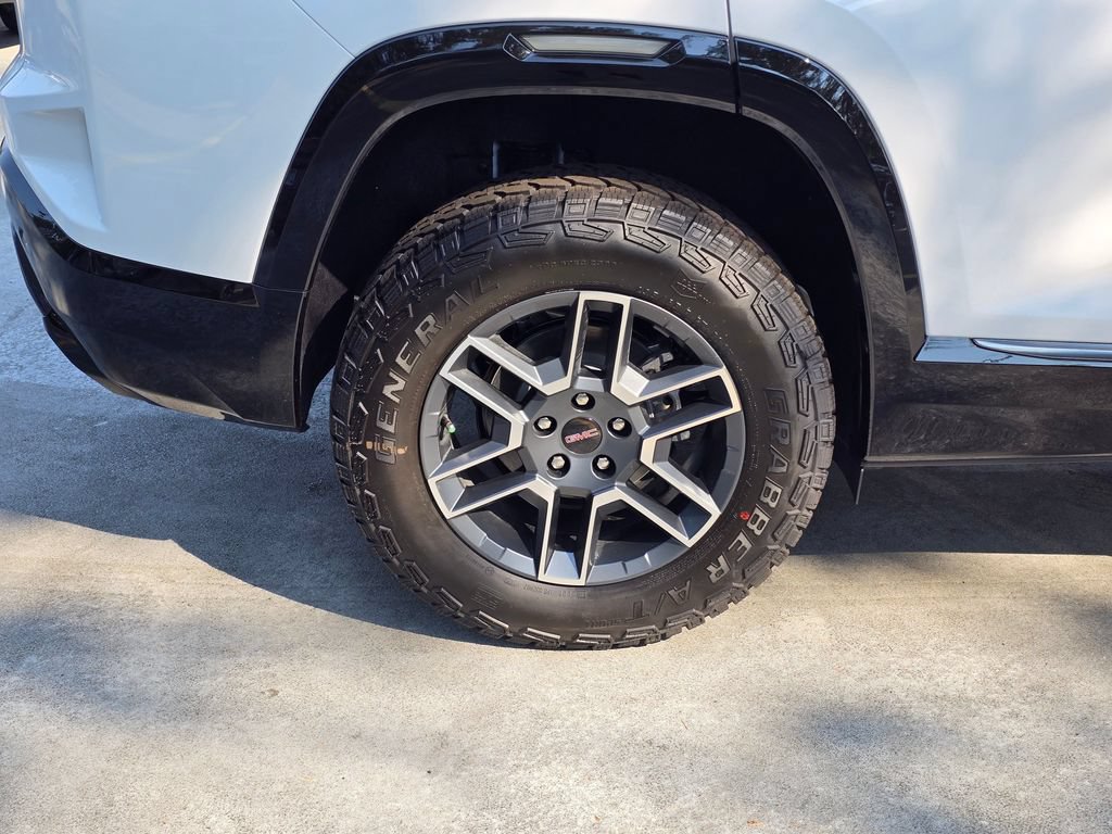 New 2026 GMC Terrain AT4 w/ Convenience Package III AWD/4WD image 9