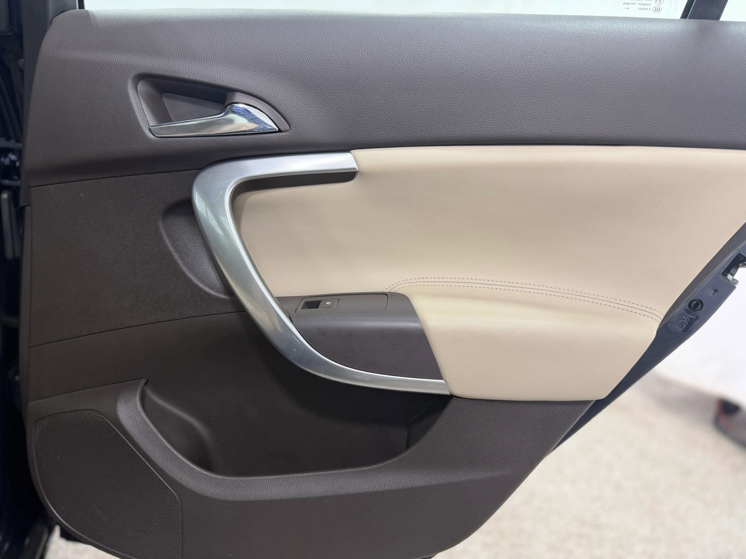 Used 2015 Buick Regal FWD image 29
