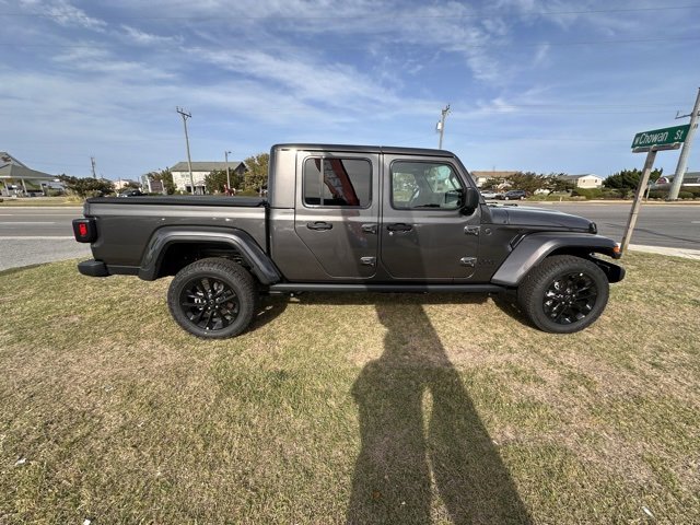 New 2025 Jeep Gladiator Sport image 8