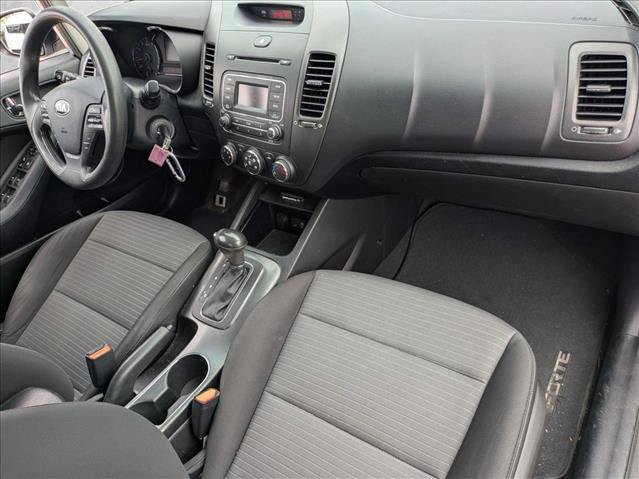 Used 2015 Kia Forte LX w/ Popular Package FWD image 15