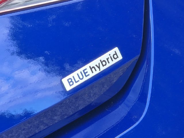 Used 2024 Hyundai Elantra Blue FWD image 12