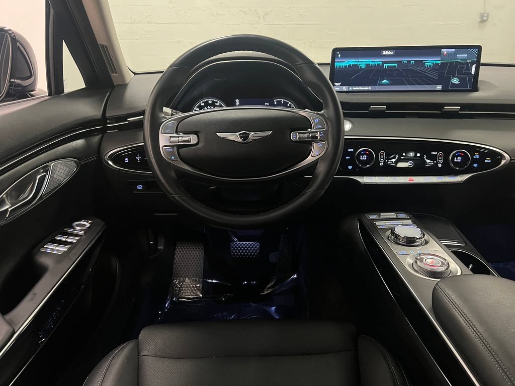 Used 2025 Genesis GV70 2.5T AWD/4WD image 15