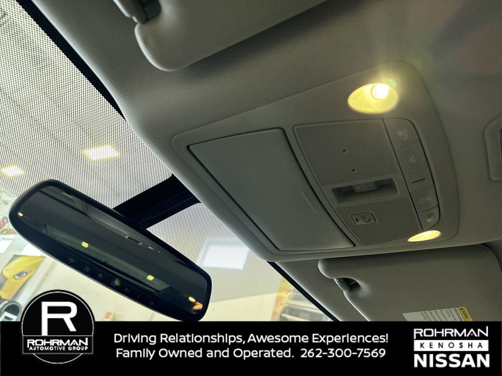 Used 2020 Nissan Pathfinder SL image 11