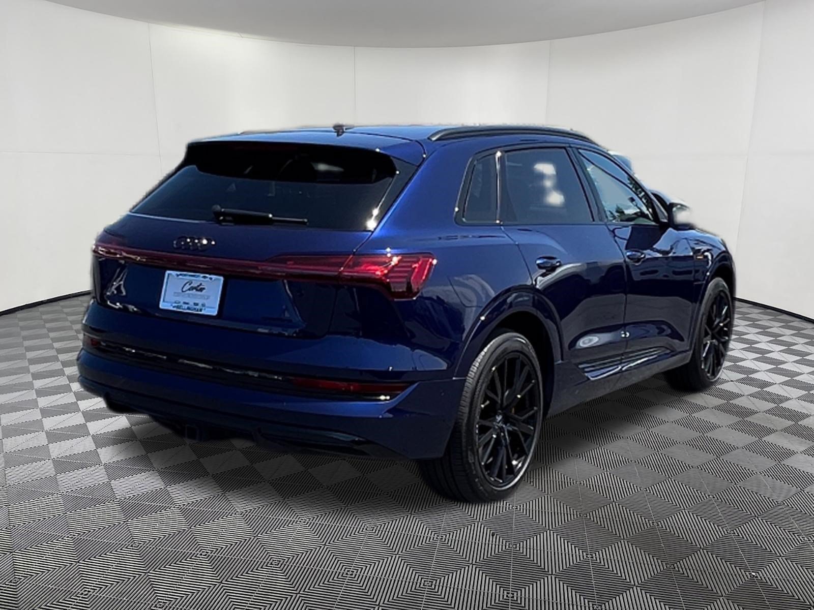 Used 2022 Audi e-tron Chronos AWD/4WD image 6