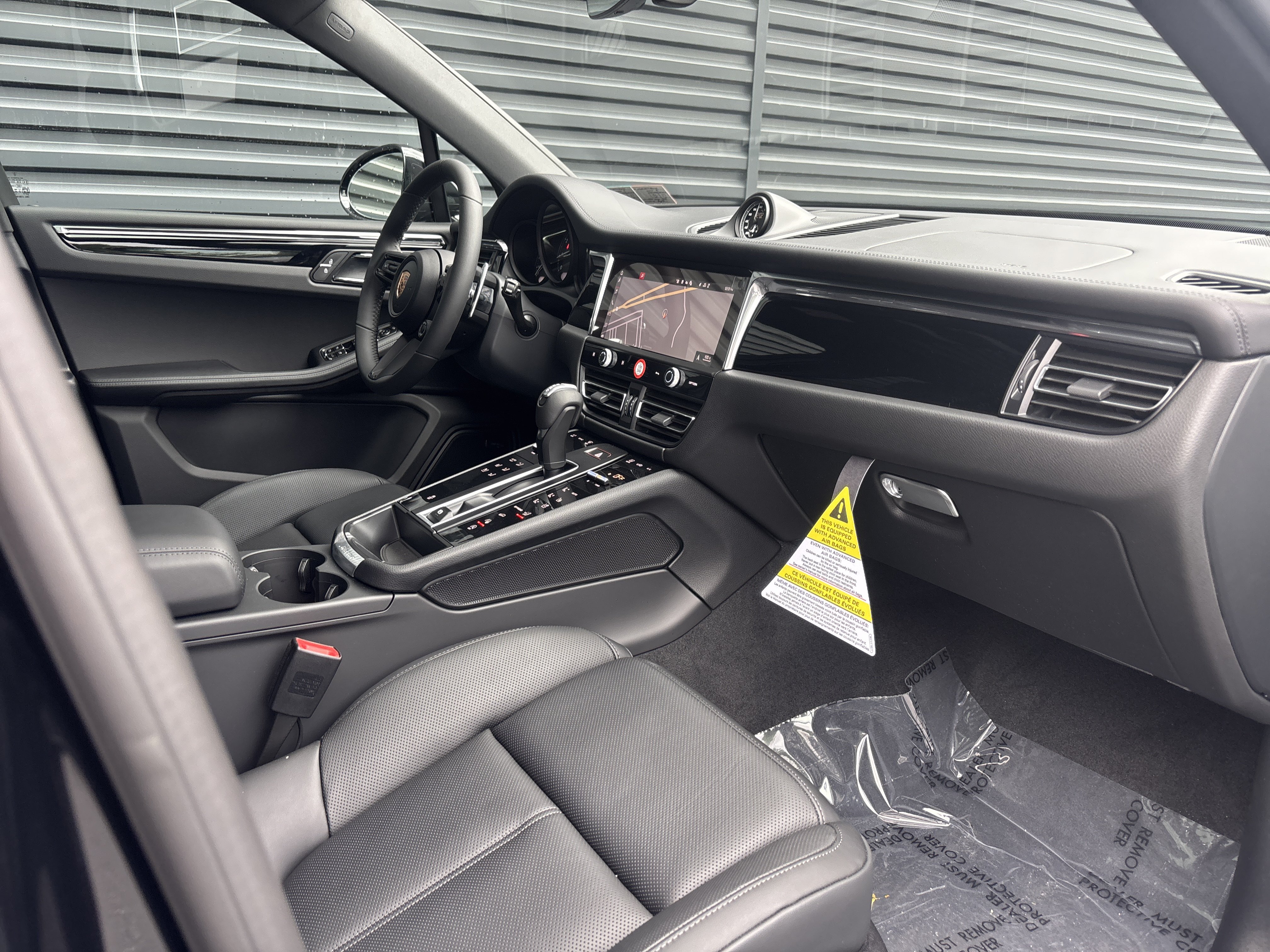 New 2026 Porsche Macan AWD/4WD image 13