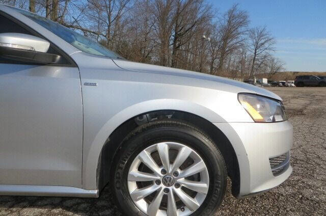 Used 2014 Volkswagen Passat 1.8T Wolfsburg Edition image 20