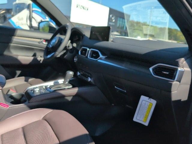 New 2025 MAZDA CX-5 Signature image 30
