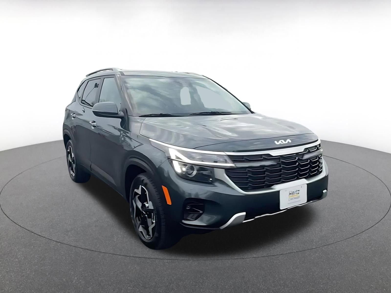 Used 2025 Kia Seltos S FWD image 3