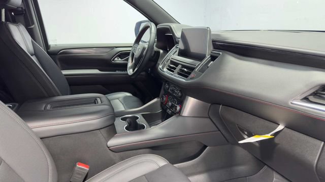 Used 2024 Chevrolet Suburban RST w/ Luxury Package RWD image 14