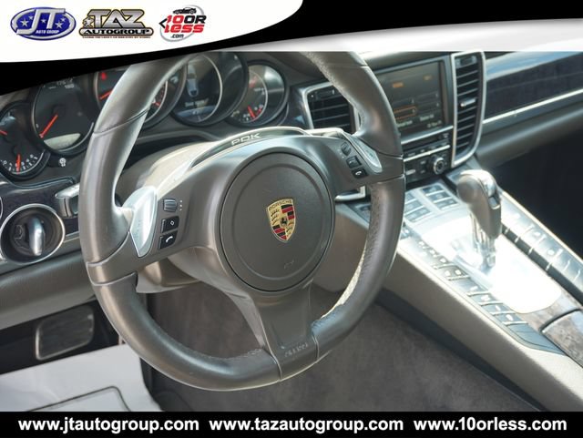 Used 2016 Porsche Panamera RWD image 20