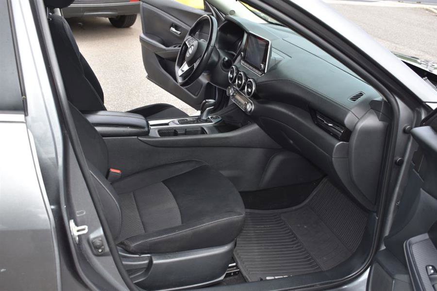 Used 2020 Nissan Sentra SV image 10