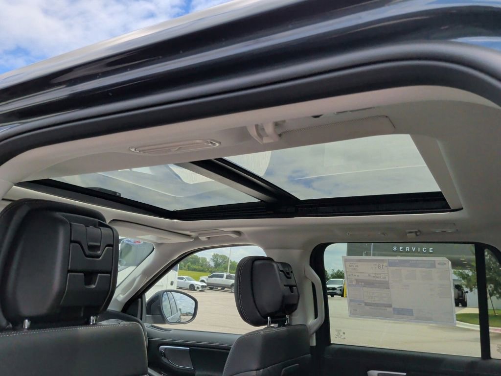New 2026 Ford Expedition Max Platinum AWD/4WD image 23