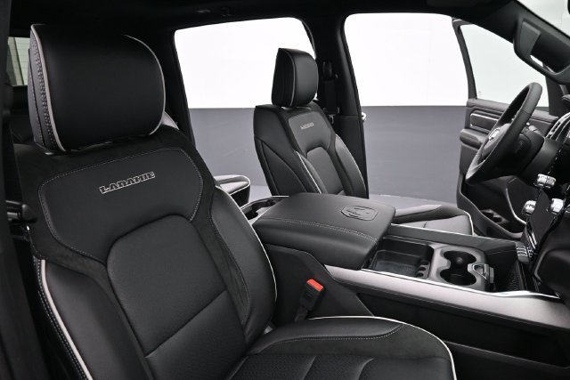 New 2027 RAM 1500 Laramie w/ Night Edition AWD/4WD image 28
