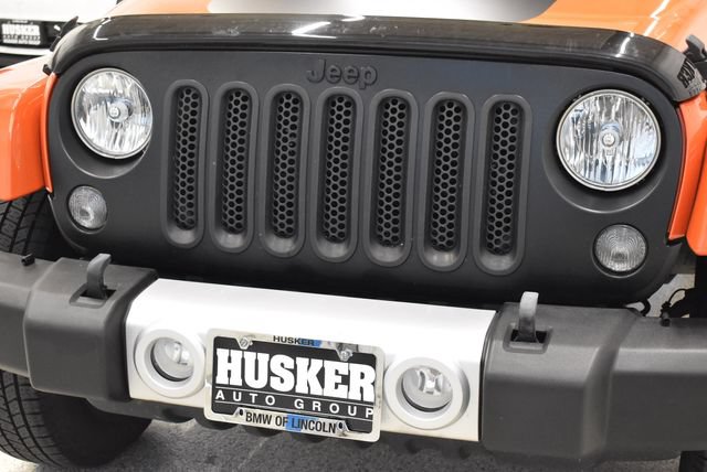 Used 2015 Jeep Wrangler Sahara AWD/4WD image 14
