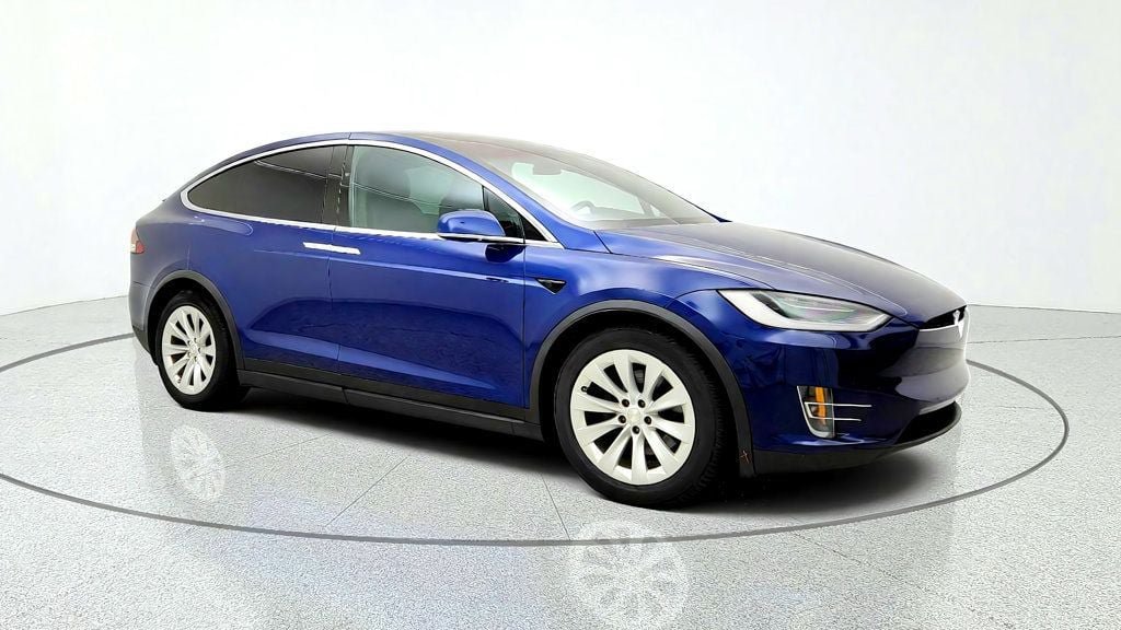 Used 2020 Tesla Model X Long Range AWD/4WD image 3