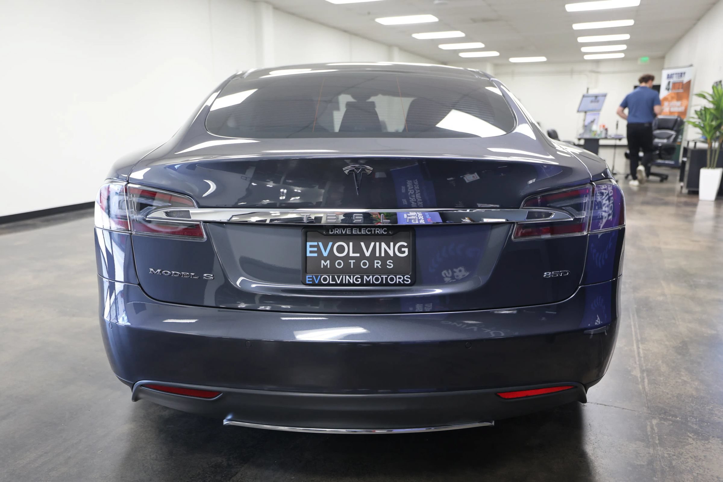 Used 2015 Tesla Model S 85D AWD/4WD image 9