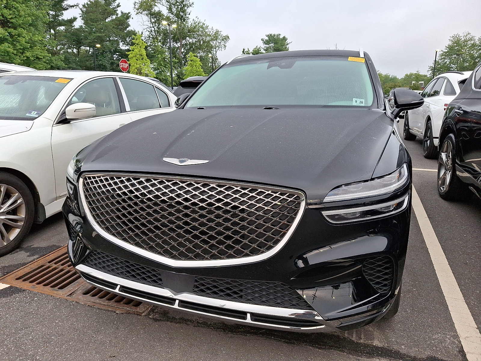 Used 2024 Genesis GV70 2.5T AWD/4WD image 4