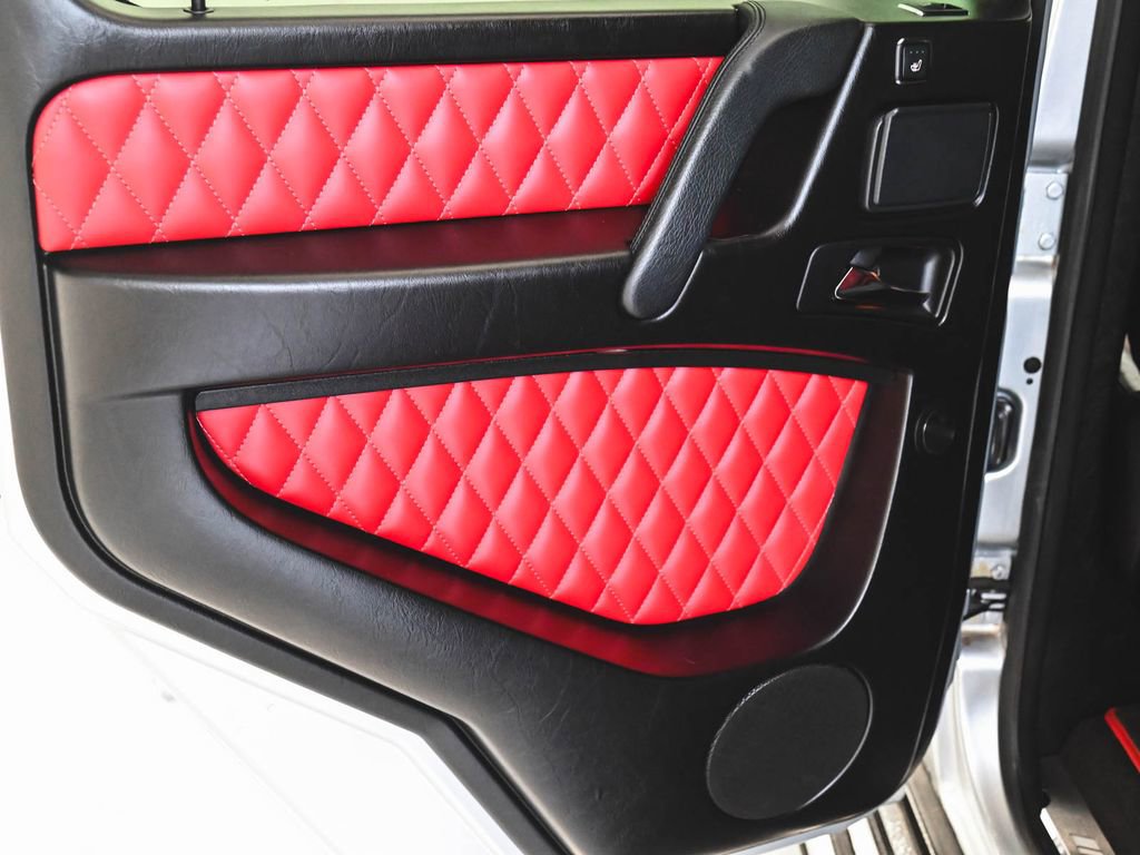 Used 2016 Mercedes-Benz G 63 AMG 4MATIC image 13