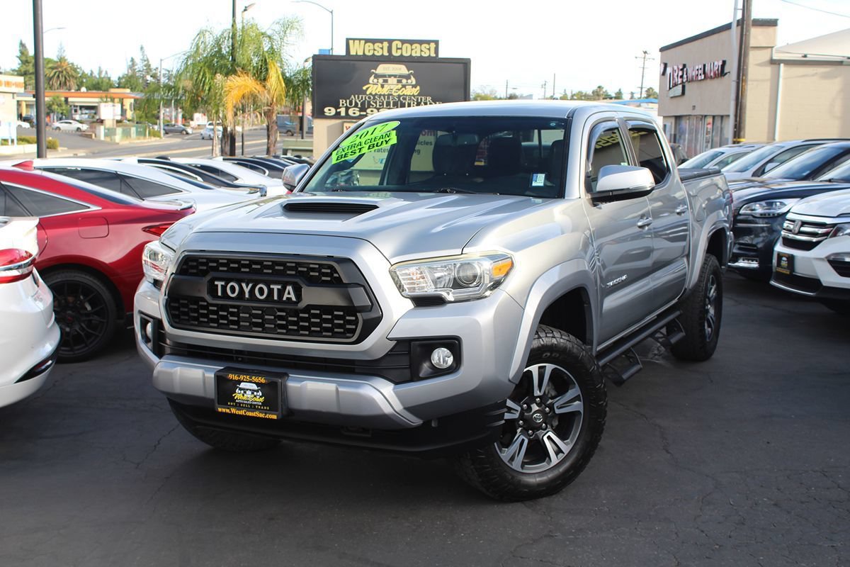 Used 2017 Toyota Tacoma TRD Sport w/ Tow Package RWD image 37