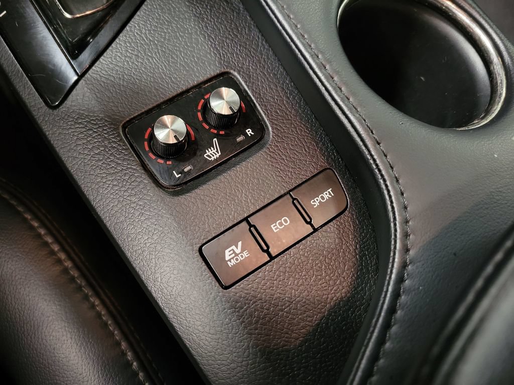 Used 2013 Toyota Avalon XLE Touring FWD image 20