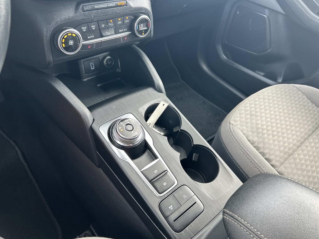 Used 2020 Ford Escape SE FWD image 30