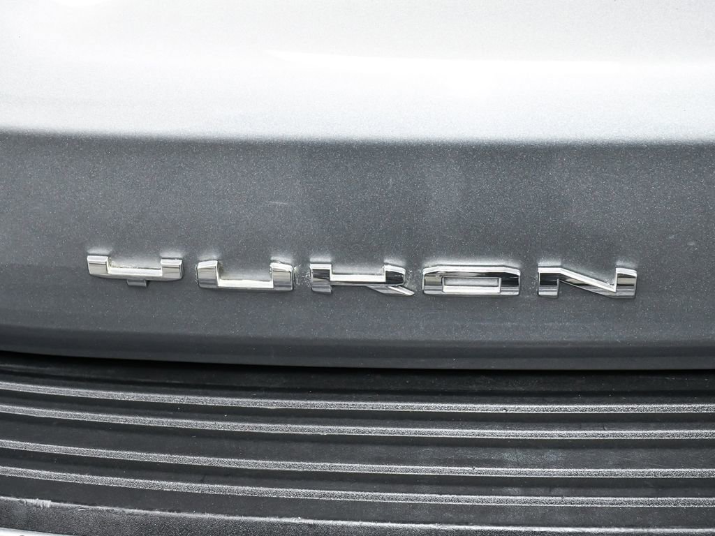Used 2023 GMC Yukon XL SLT w/ SLT Premium Package image 93